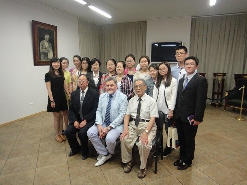 Студенты из Китая и Азербайджана пройдут клиническую и производственную практику в Первом Меде