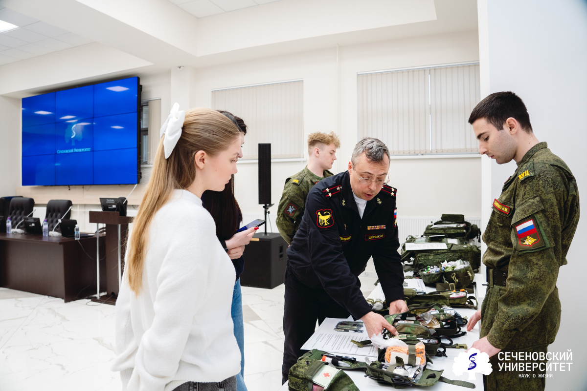 Инновации и вызовы в аптечном деле обсудили на конференции в Сеченовском Университете