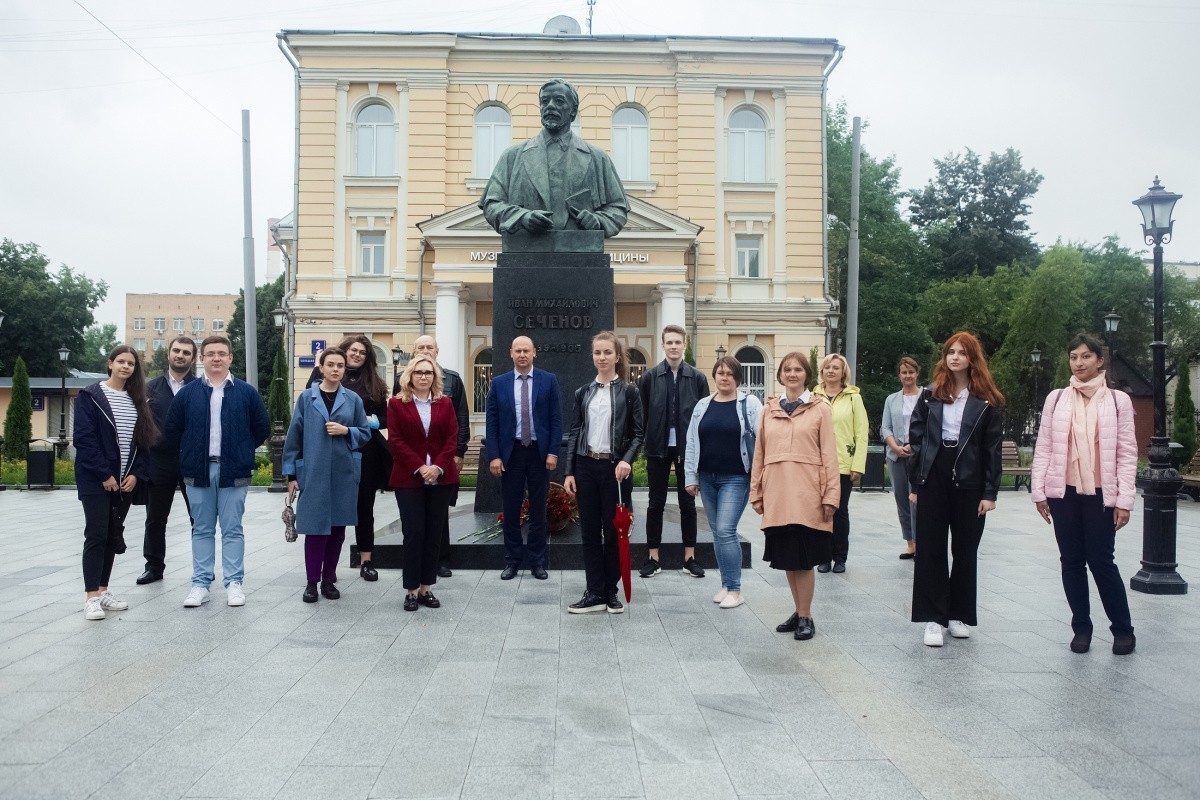  Студенты и сотрудники Университета почтили память Ивана Михайловича Сеченова 
