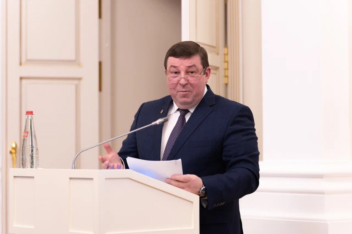 Выпускники-исследователи, молекулярный чекап и «зеленый свет» для идей и проектов: ректор рассказал о траектории развития Сеченовского Университета