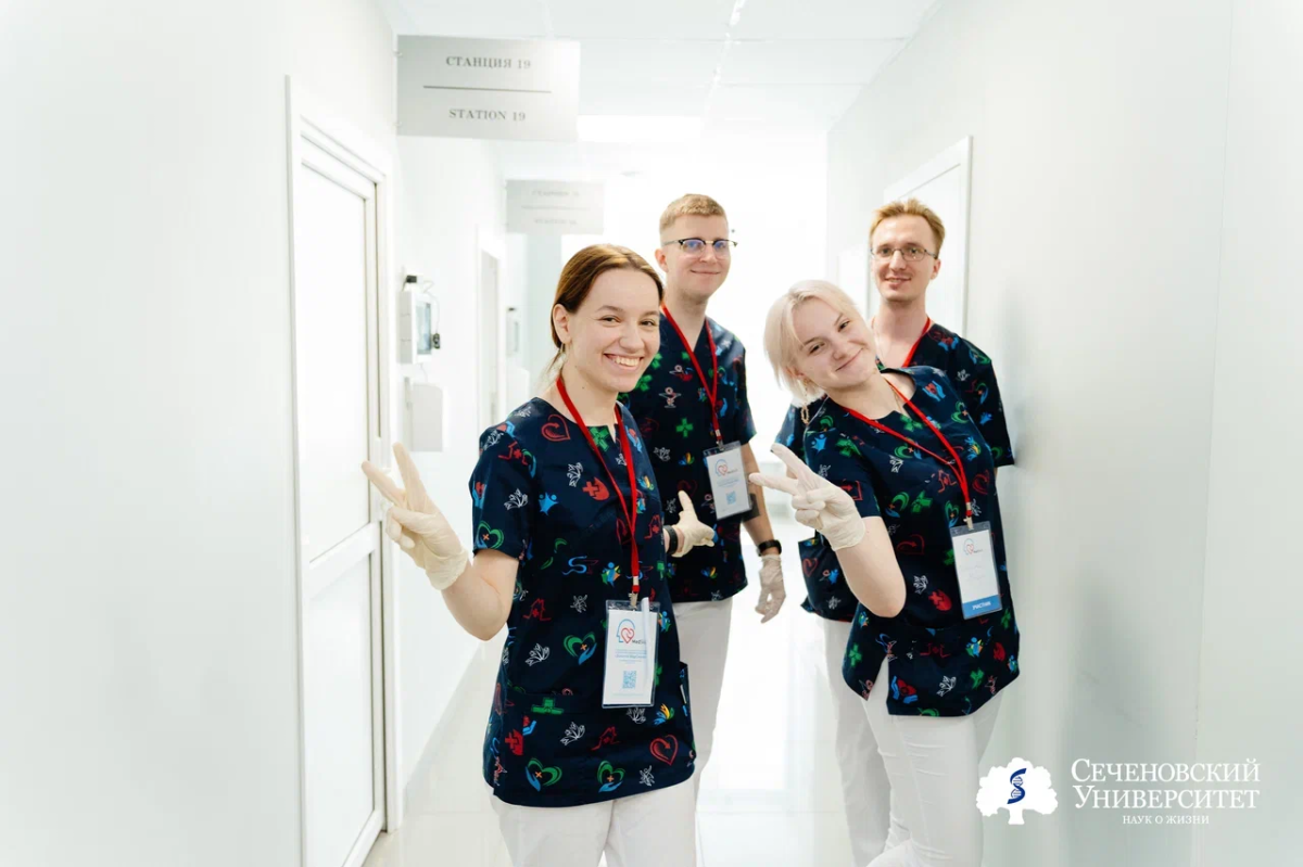 Золотые руки! Сеченовский Университет провел олимпиаду «Золотой МедСкилл – 2025»