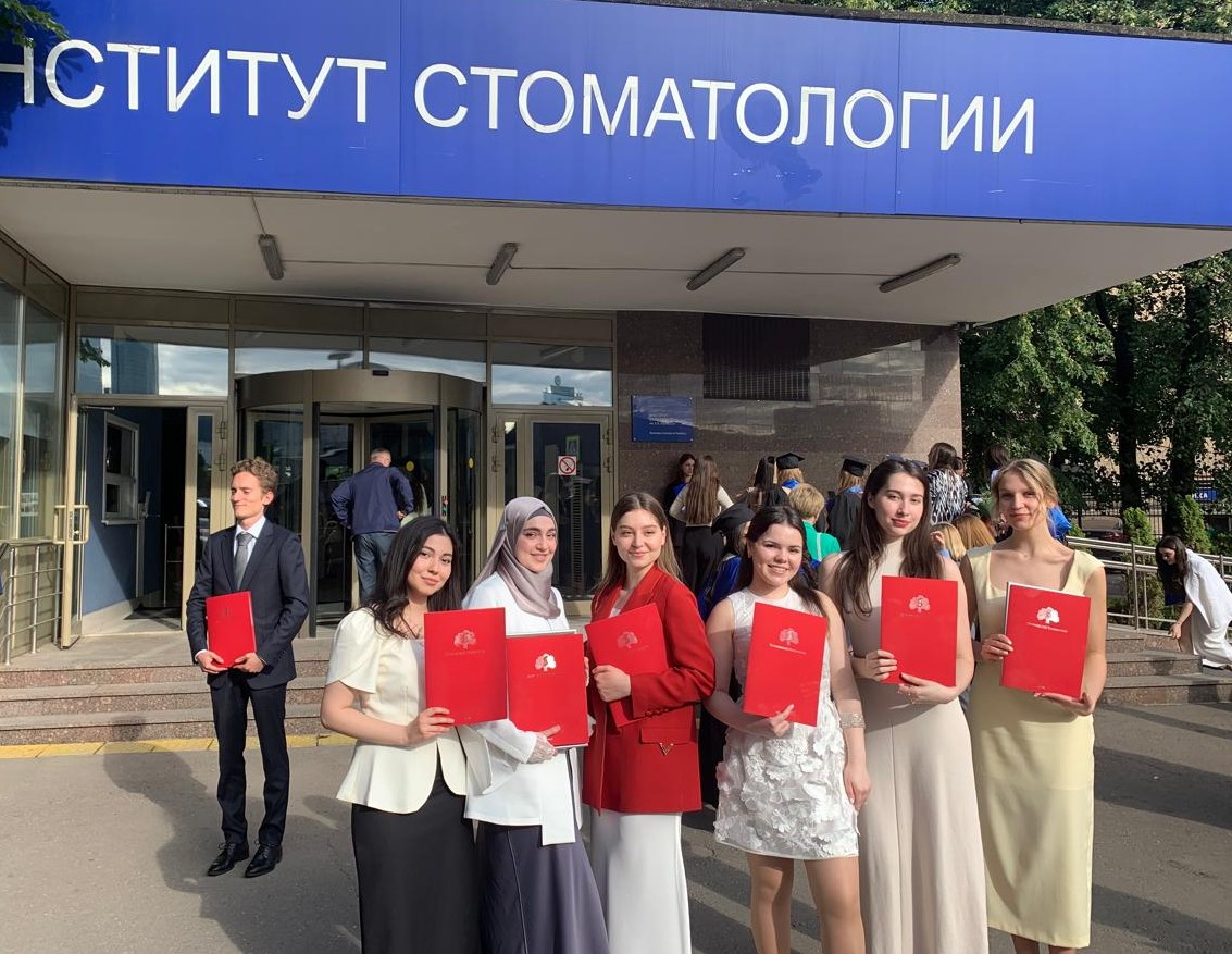 Выпуск специалистов - 2025