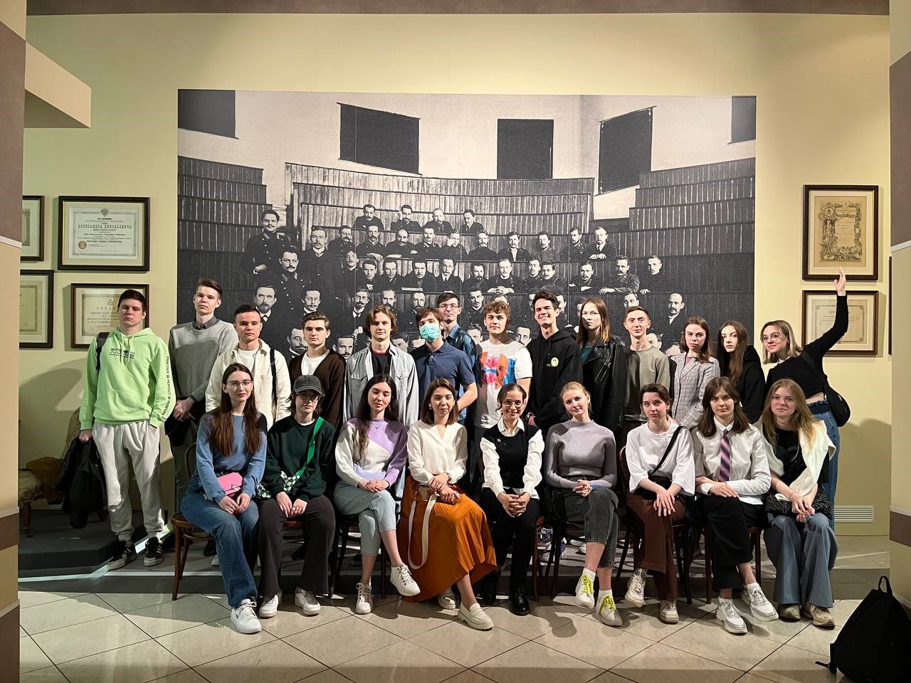 Студенты Института социальных наук посетили музей истории медицины Сеченовского Университета