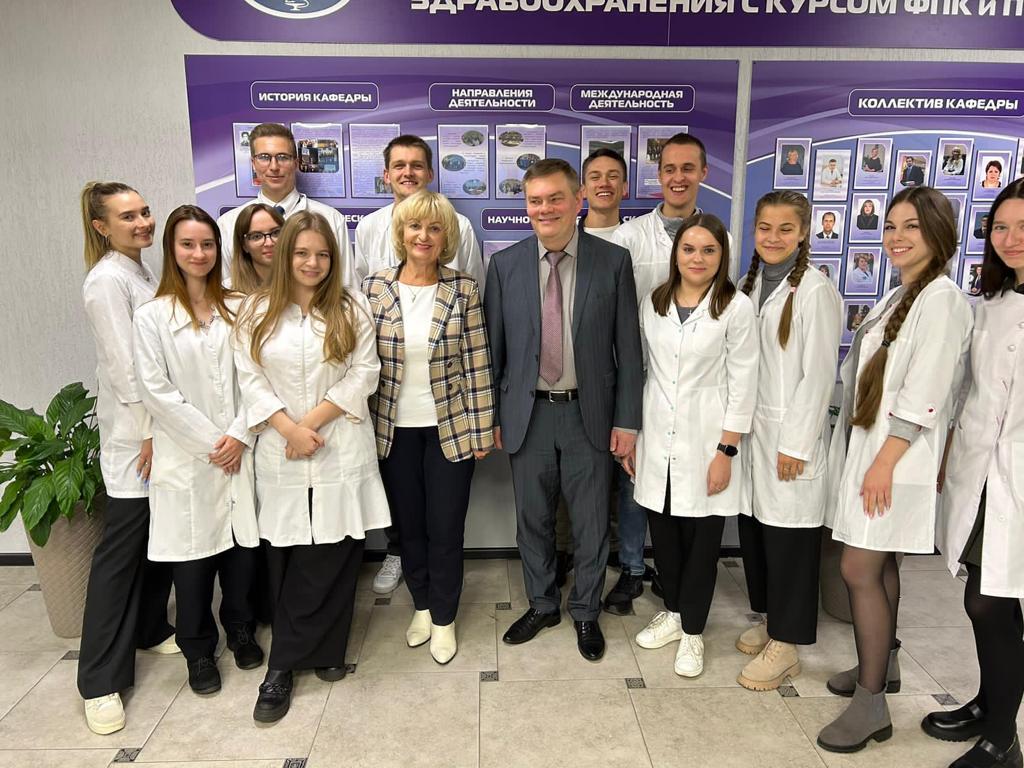 Заведующий кафедрой, профессор В.А. Решетников посетил с рабочим визитом Гомельский государственный медицинский университет