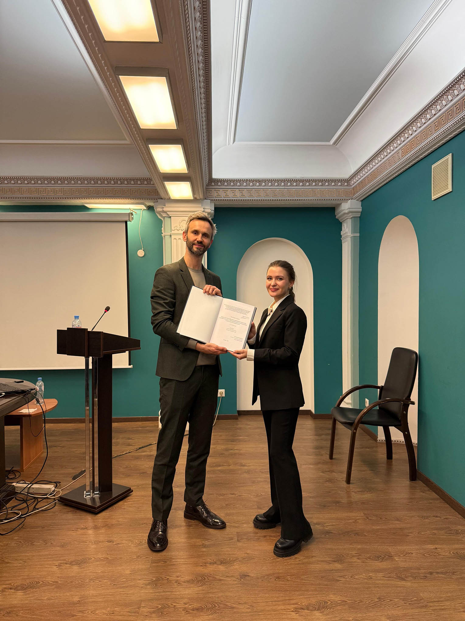 Аспирантка кафедры хирургической стоматологии защитила кандидатскую диссертацию