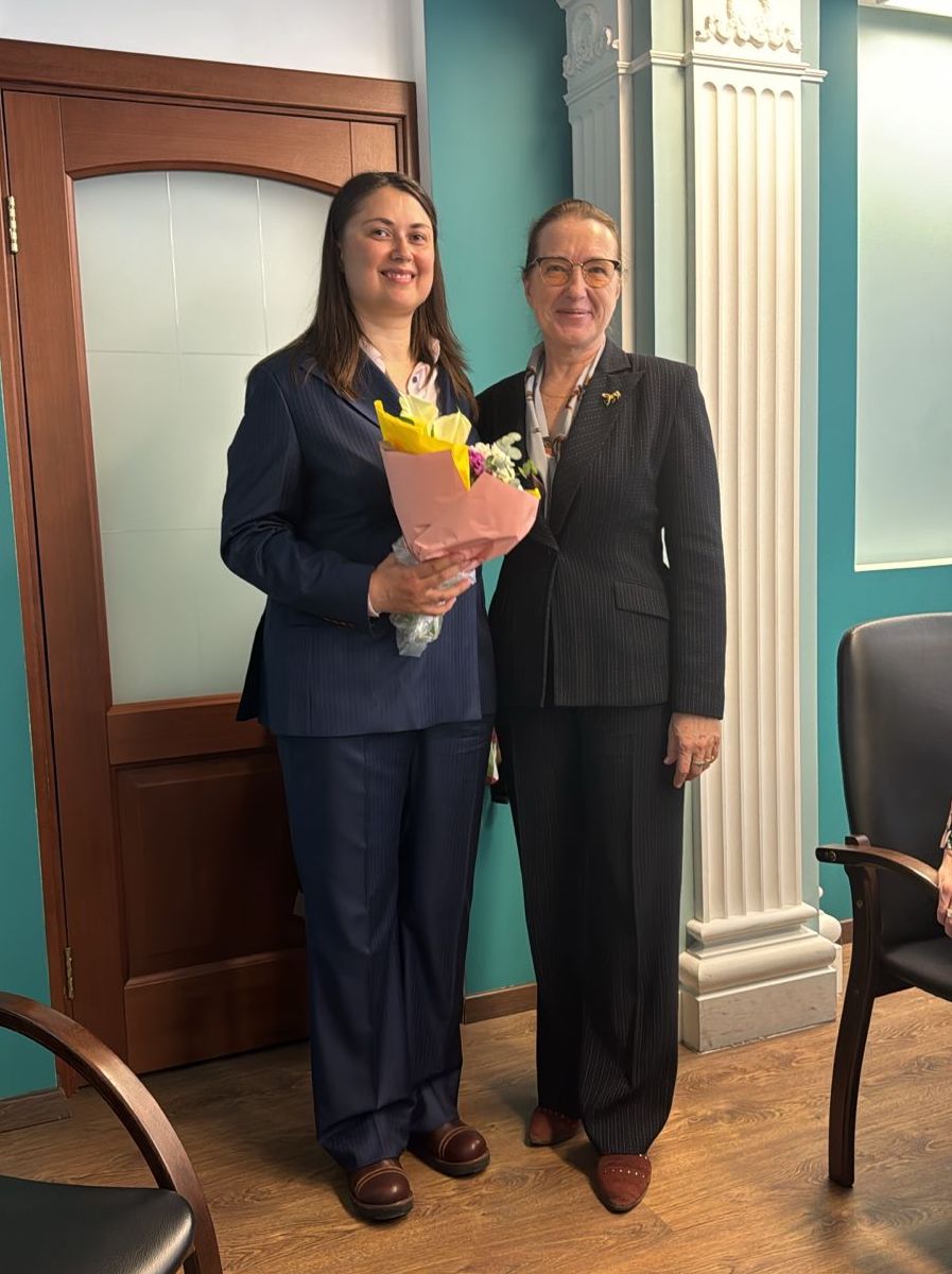 Доцент кафедры хирургической стоматологии защитила докторскую диссертацию