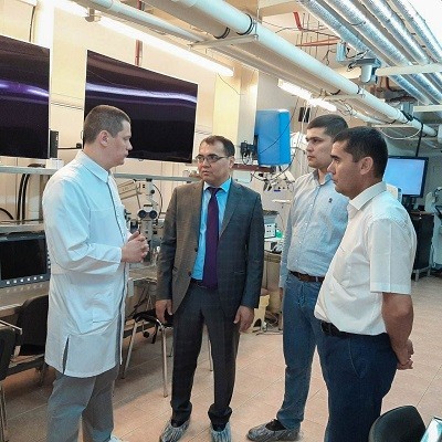 Опытом работы Федерального центра нейрохирургии в Тюмени заинтересовались врачи из Узбекистана