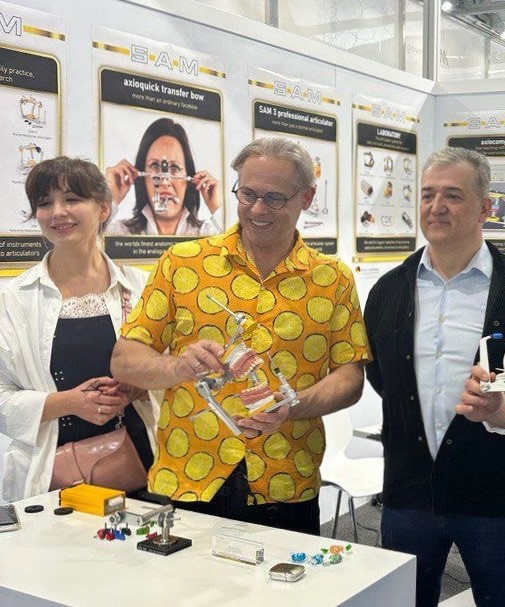 Профессор кафедры С.О. Чикунов выступил на AEEDC Dubai 2023