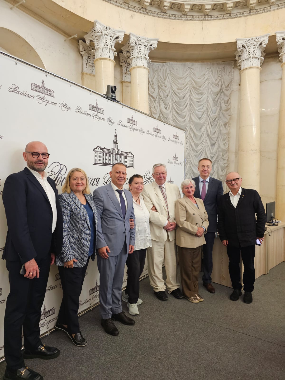 Профессор Ч.С. Павлов выступил на заседании секции «Фармакология и фармация» Научного совета РАН «Науки о жизни» с докладом об этических аспектах использования искусственного интеллекта в фармакологии