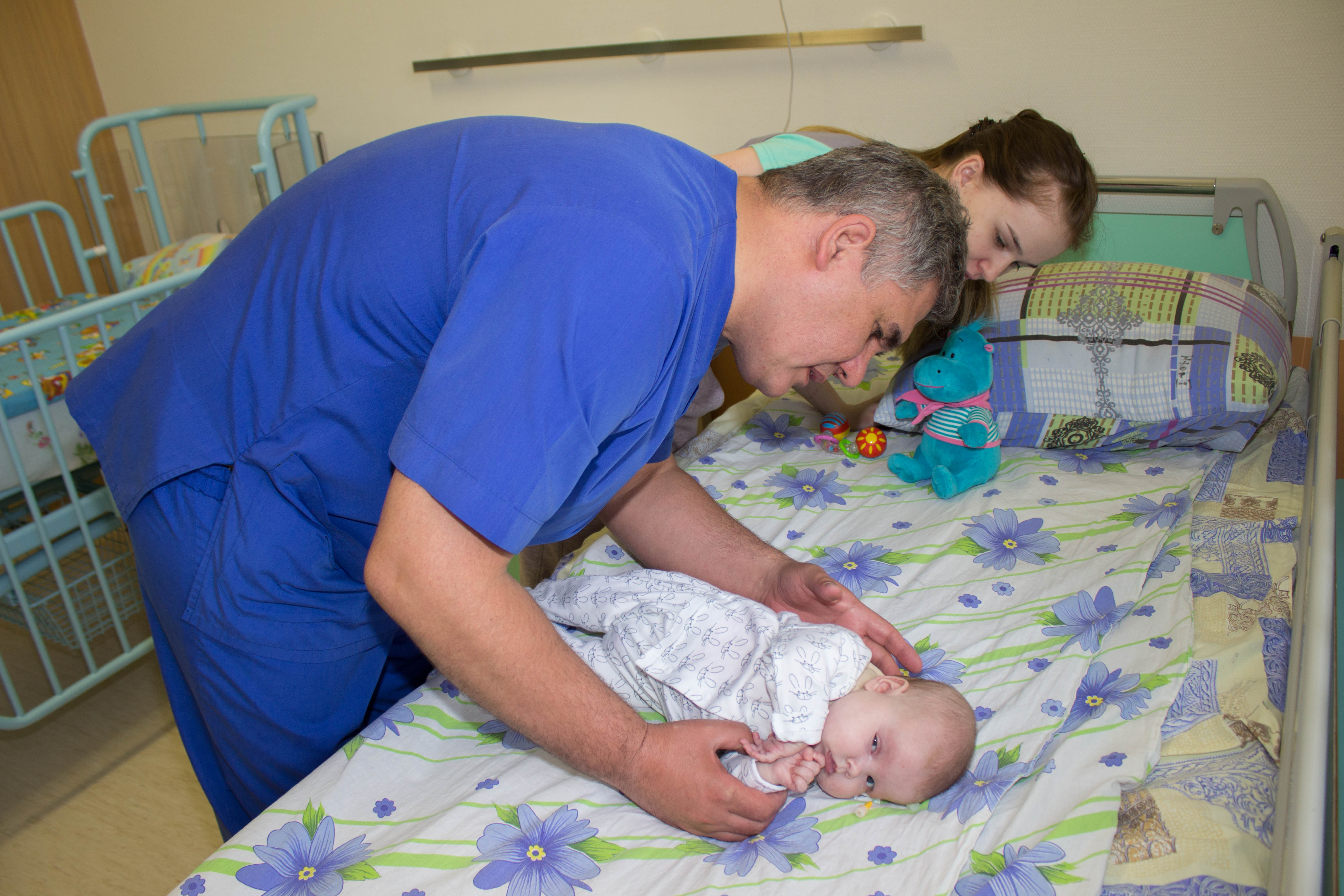 Альберт Суфианов: мы проводим много сложных операций детям, но случай с трехмесячной девочкой – крайне редкий 