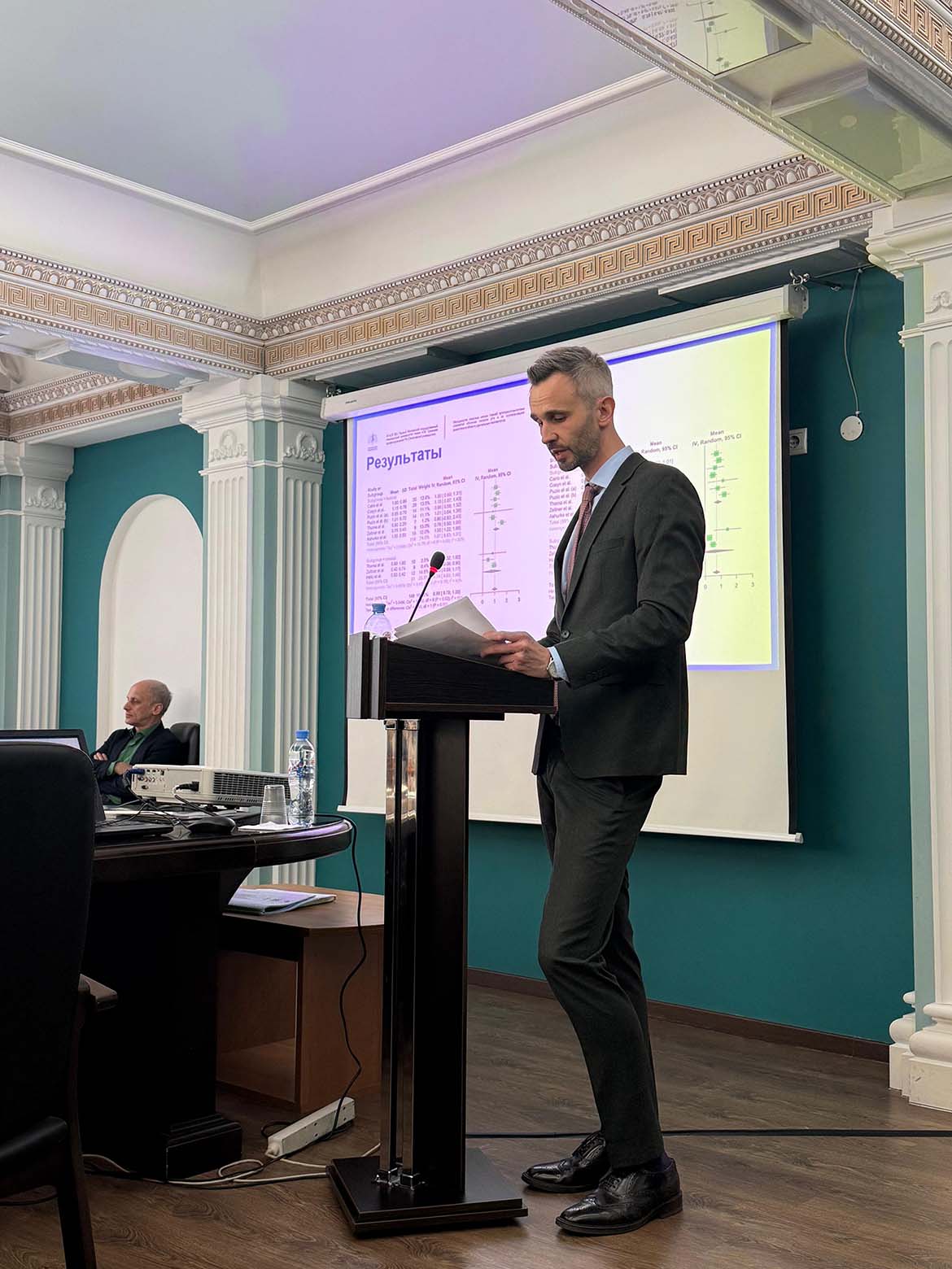 Доцент кафедры хирургической стоматологии защитил докторскую диссертацию