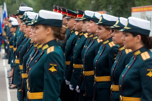 Торжественная церемония выпуска офицеров медицинской службы в 2021 году