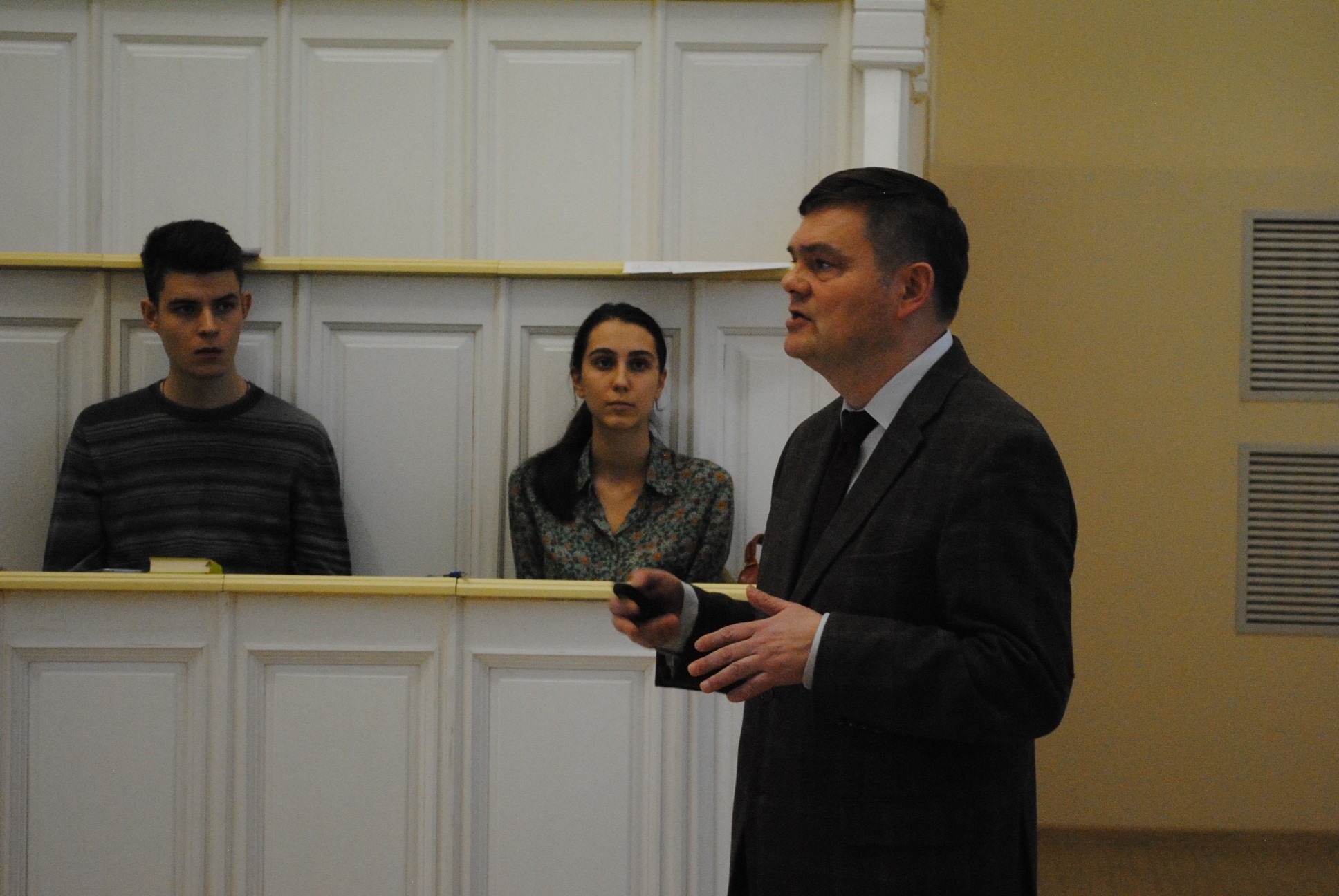 Как построить научную карьеру ?