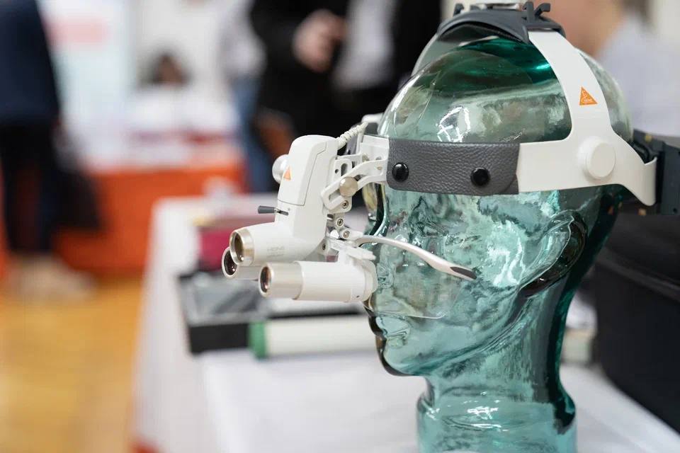 Микрохирурги со всей страны собрались в Сеченовском Университете