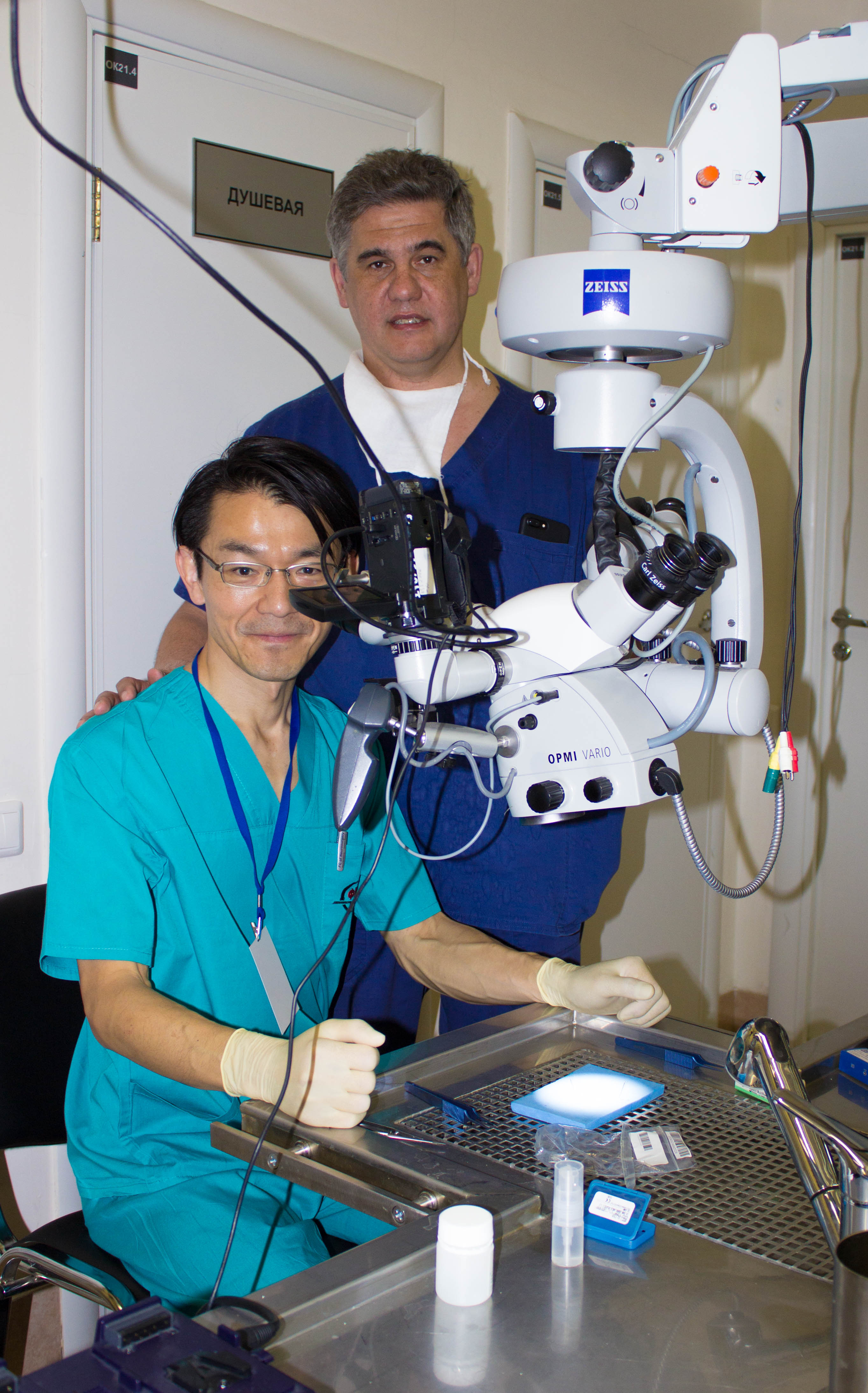 В Тюмени стартовал мастер-класс по микрососудистому анастомозу с международным участием