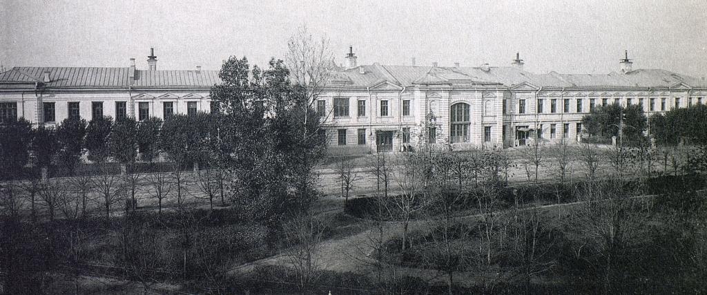 260 ЛЕТ ИСТОРИИ СЕЧЕНОВСКОГО УНИВЕРСИТЕТА. НА НИХ ЖИВОЙ ИСТОРИИ ПЕЧАТЬ...