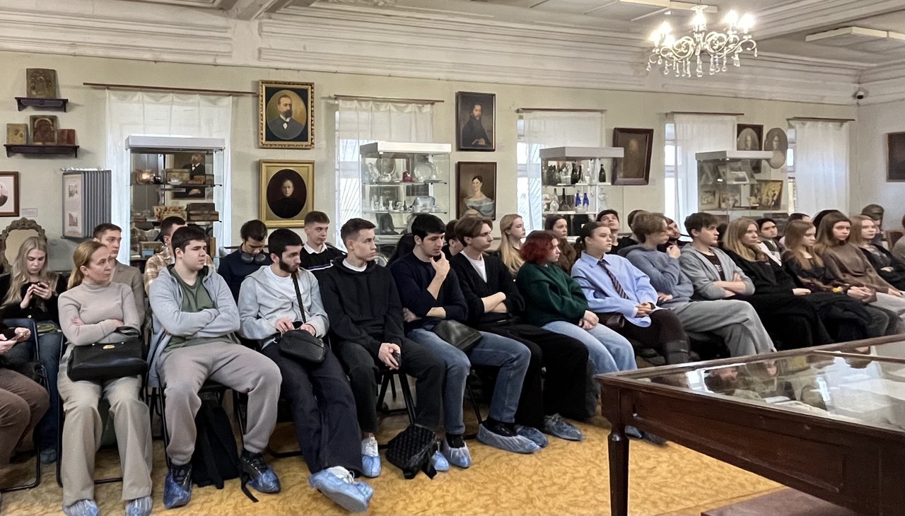 Студенты Центра магистерских программ посетили Музей предпринимателей, меценатов и благотворителей. 