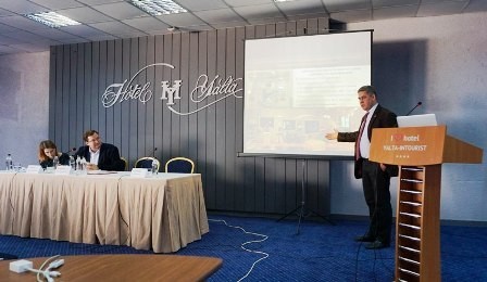 a15. Альберт Суфианов, заведующий кафедрой нейрохирургии Первого МГМУ им. И.М.Сеченова  ( г. Москва)  рассказал об инновациях в нейрохирургии на конференции в Крыму