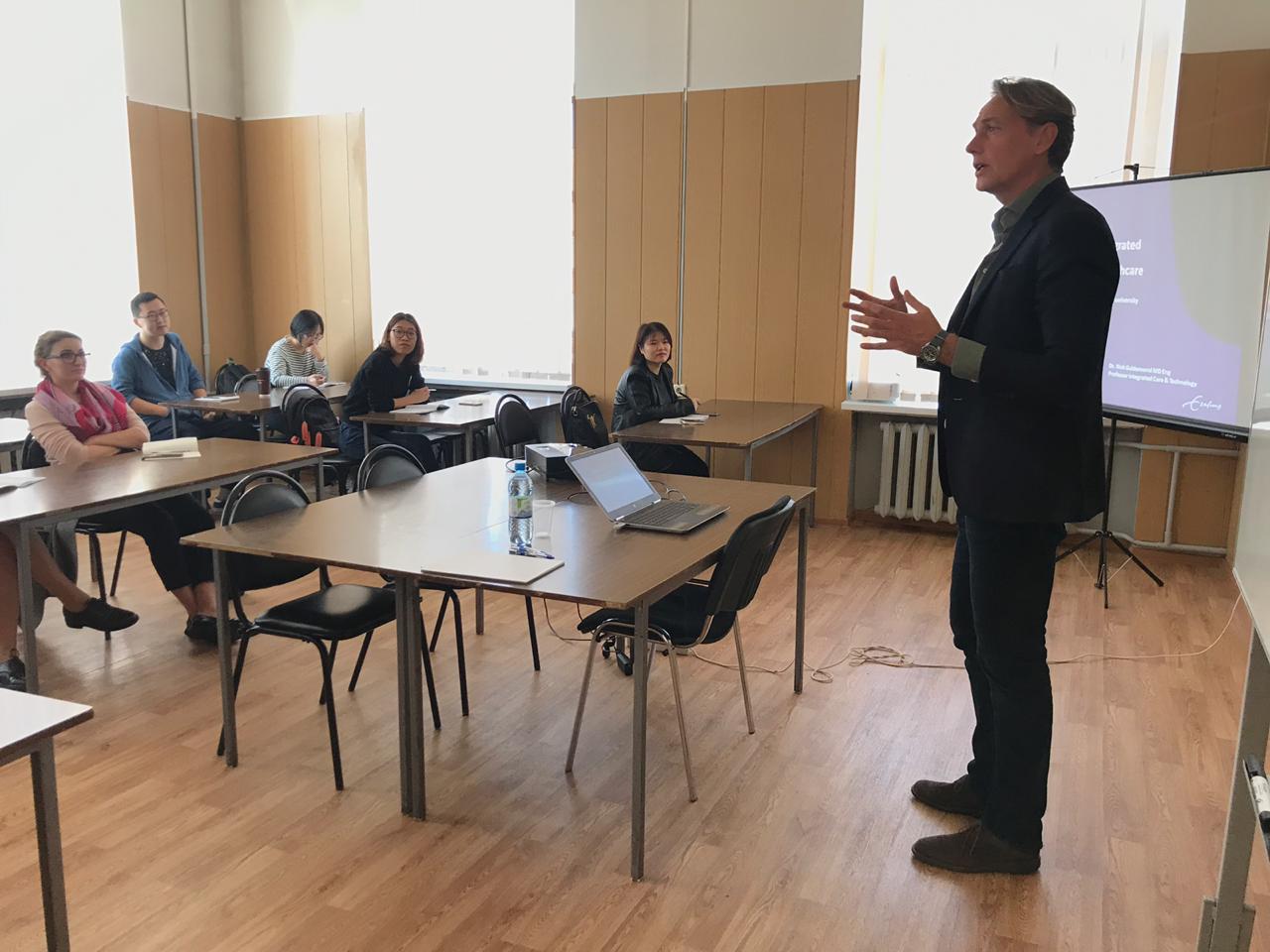 Ник Гюлдемонд – первый иностранный преподаватель на кафедре общественного здоровья и здравоохранения имени Н.А. Семашко  