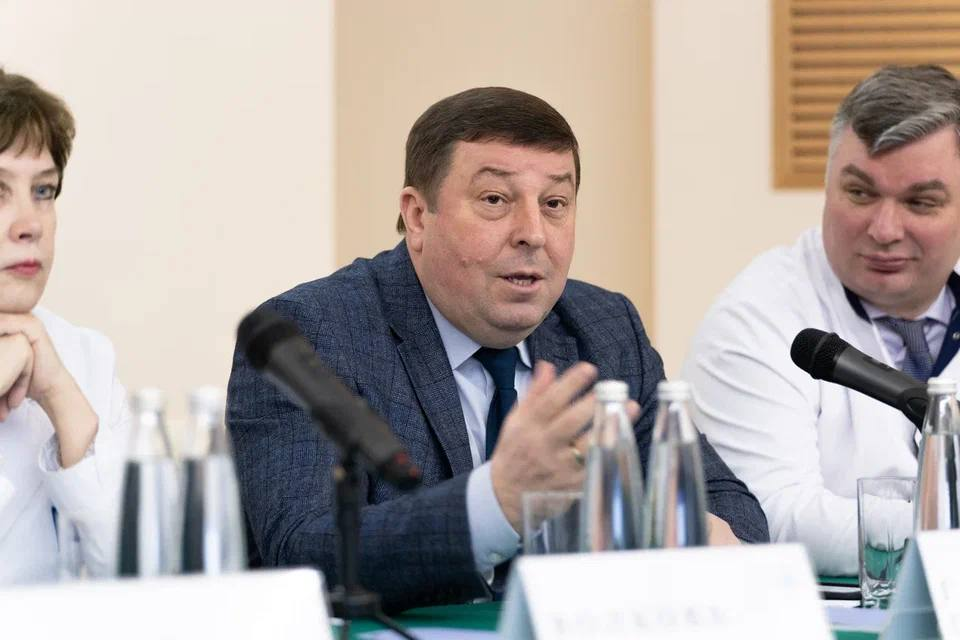  «Больница — это наша опора»: ректор Петр Глыбочко принял отчет УКБ №3 и дал советы по стратегии развития 