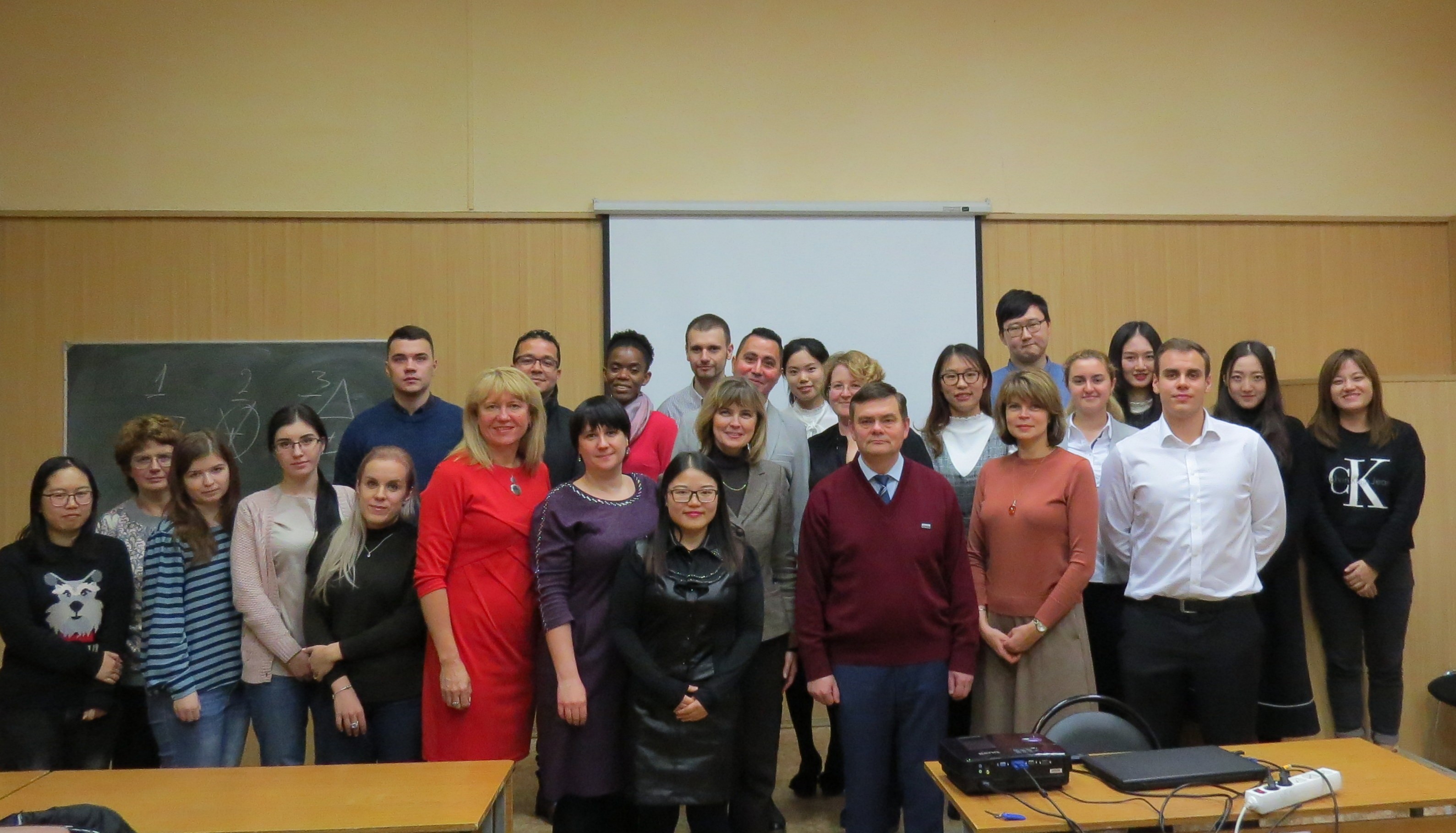 Круглый стол на тему «Современные проблемы общественного здоровья в России и в зарубежных странах»