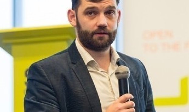 Руководитель Центра математического моделирования в разработке лекарств Кирилл Песков сообщил о создании в России базы опасных побочных эффектов передовых онкопрепаратов