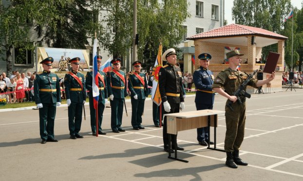 Будущие военные врачи Сеченовского Университета приняли военную присягу