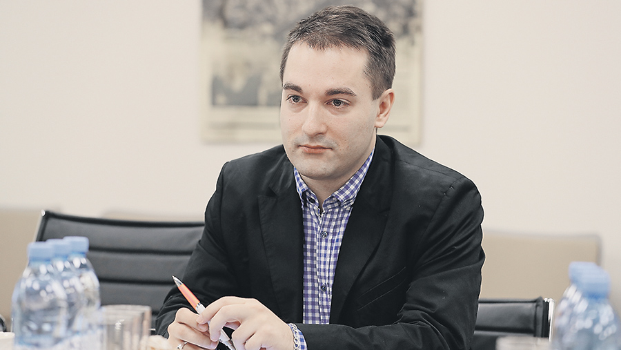 Руслан Дмитриев.png