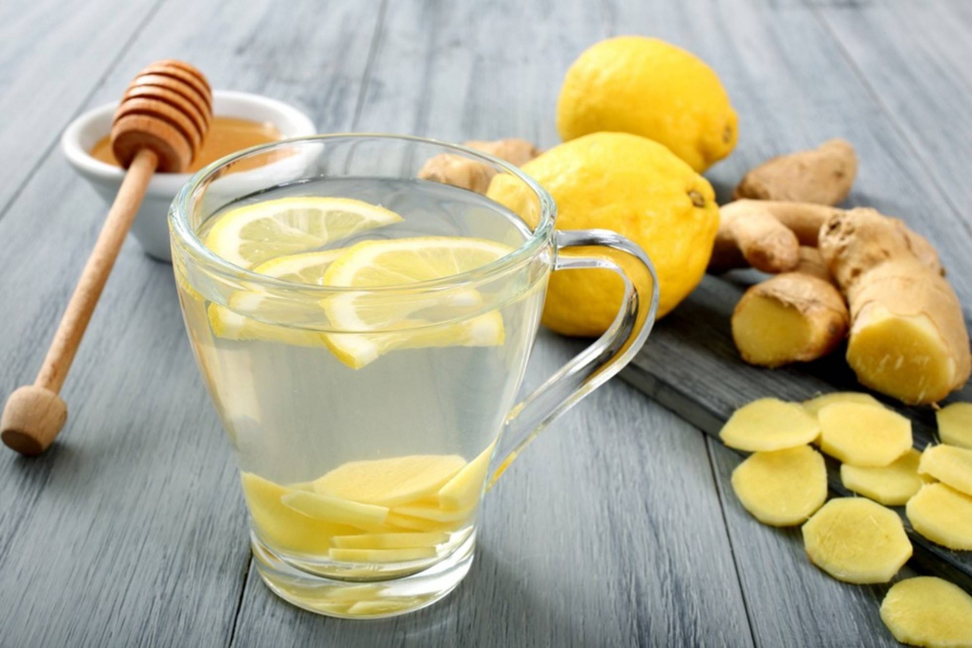 вода и лимон.jpg
