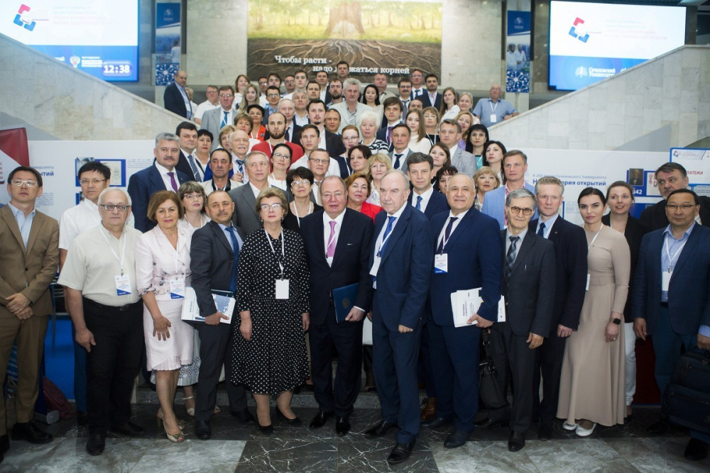 Реализация национальных проектов невозможна без подготовленных управленческих кадров