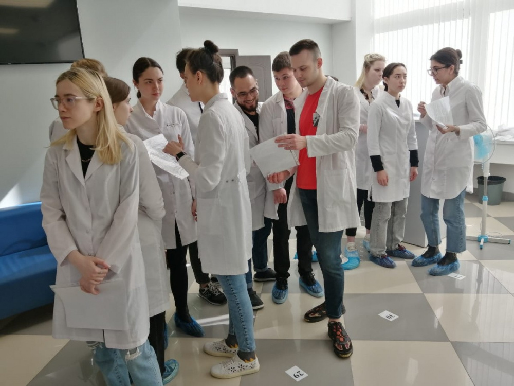 Между ремеслом и искусством. Студенты Сеченовского Университета продемонстрировали экспертам практические навыки