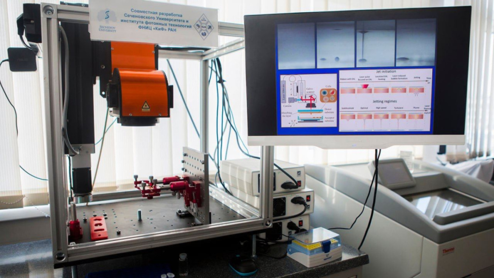  Ученые Сеченовского Университета впервые в мире напечатали клеточные сфероиды с помощью лазерного биопринтера 