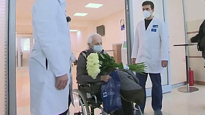 Столетнего москвича вылечили от коронавируса