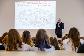  Ученые Сеченовского Университета зайдут в школы страны 