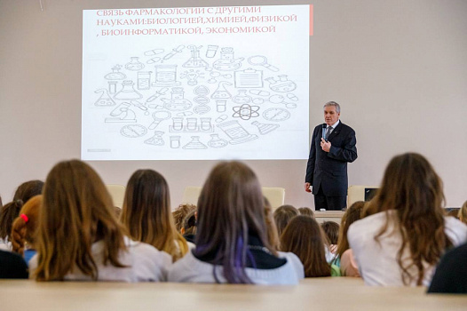 Ученые Сеченовского Университета зайдут в школы страны 