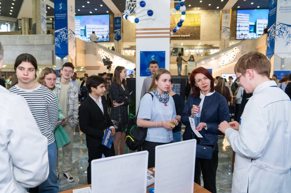  На днях открытых дверей в Сеченовском Университете работала онлайн-платформа для виртуального участия 