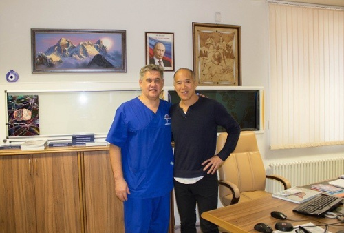 После визита в Федеральный центр нейрохирургии Тюмени доктор Чарльз Тео решил создать подобный центр в Австралии 