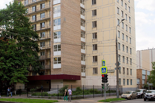 Капитальный ремонт общежития на 11-й Парковой завершится к началу учебного года 