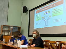  Что нужно знать о прививках? Студенты и сотрудники Сеченовского Университета приняли участие в мероприятиях, посвященных вакцинации от коронавируса