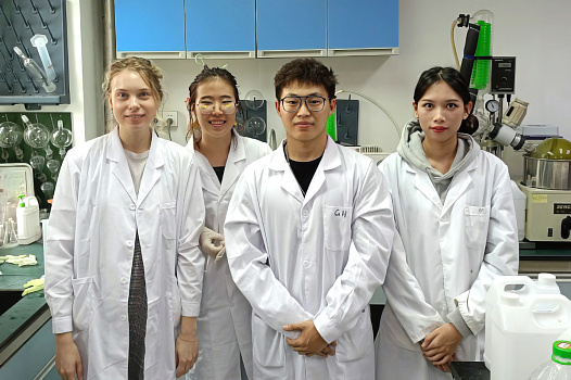 Молодые ученые Сеченовского Университета прошли стажировку в ведущем фармацевтическом университете Китая