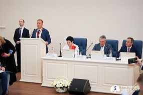 Безопасность пациентов: новые подходы обсудили в Сеченовском Университете совместно с депутатами Госдумы