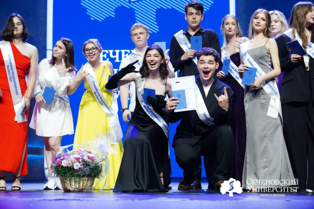  Мы не прощаемся, а говорим «до новых встреч!»: Сеченовский Предуниверсарий выпустил в новую жизнь рекордное количество выпускников 