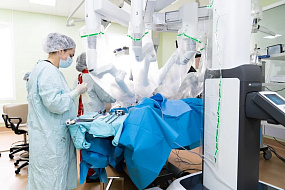 В клинике урологии имени Фронштейна Сеченовского Университета провели первую операцию на новом роботе