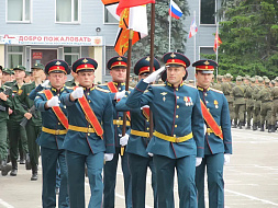 Сеченовцы окончили учебу в военном центре и приняли присягу
