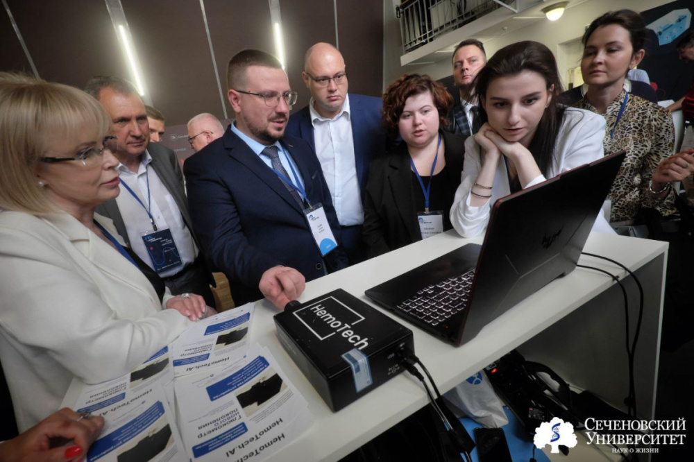﻿В Культурно-выставочном центре Сеченовского Университета представили передовые российские разработки, которые облегчат контроль за сахарным диабетом   