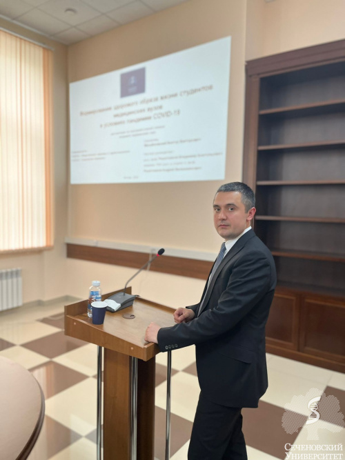 Поздравляем старшего преподавателя кафедры Виктора Викторовича Михайловского с защитой кандидатской диссертации! Поздравляем старшего преподавателя кафедры Виктора Викторовича Михайловского с защитой кандидатской диссертации!
