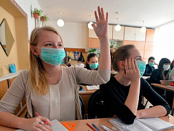  Виталий Зверев поддержал решение не переносить начало учебного года из-за пандемии коронавируса 