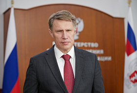 Михаил Мурашко поздравил с Международным женским днем