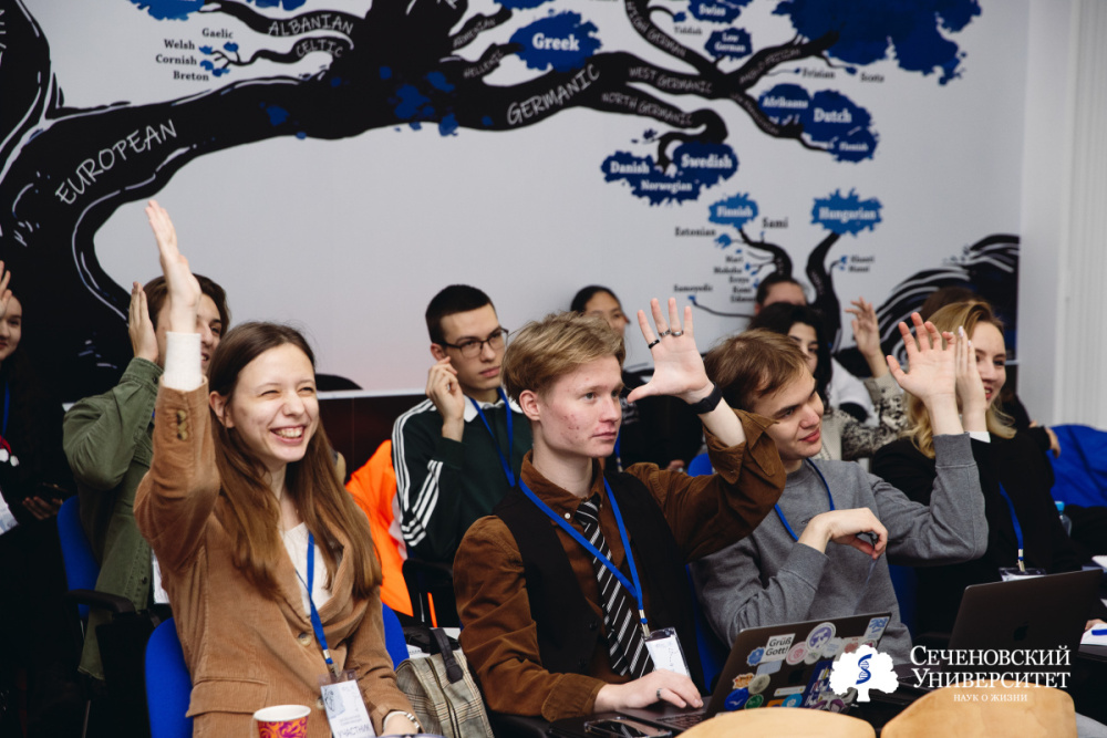  Тема. Герой. Вопрос. Сеченовский Университет провел Школу научной коммуникации 