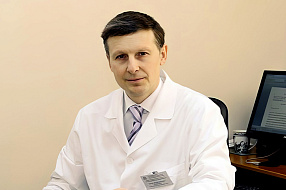 Заведующий отделением медицины сна Клиники нервных болезней им. А.Я.Кожевникова Михаил Полуэктов рассказал что такое лунатизм, каковы его причины и как от него избавиться